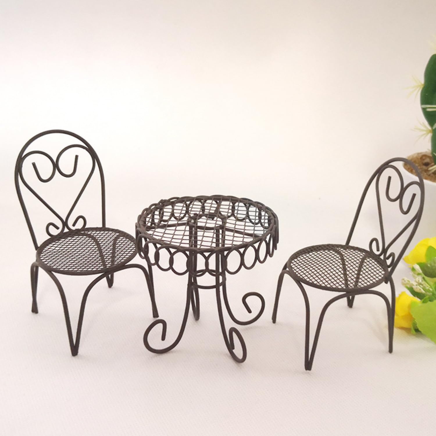 KARLOR Set of 3 Miniature Tables and Chairs Set, Metal Mini Table and Chair Round Restaurant Decoration Garden Furniture Mini Furniture Ornaments Table Office Living Room Decoration Vintage Style