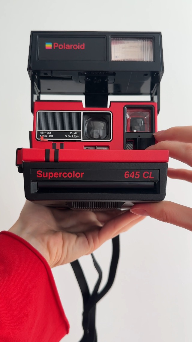 Amazon.com : Polaroid 600 Instant Camera Supercolor 645 C L + 6