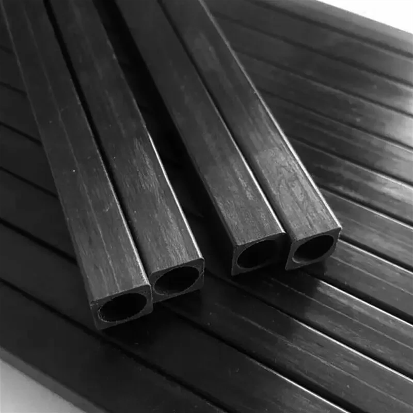 Tubo Cuadrado De Fibra De Carbono Tubo cuadrado de fibra carbono L 500 mm Diámetro exterior 2,5 3,0 4, 6 8 10