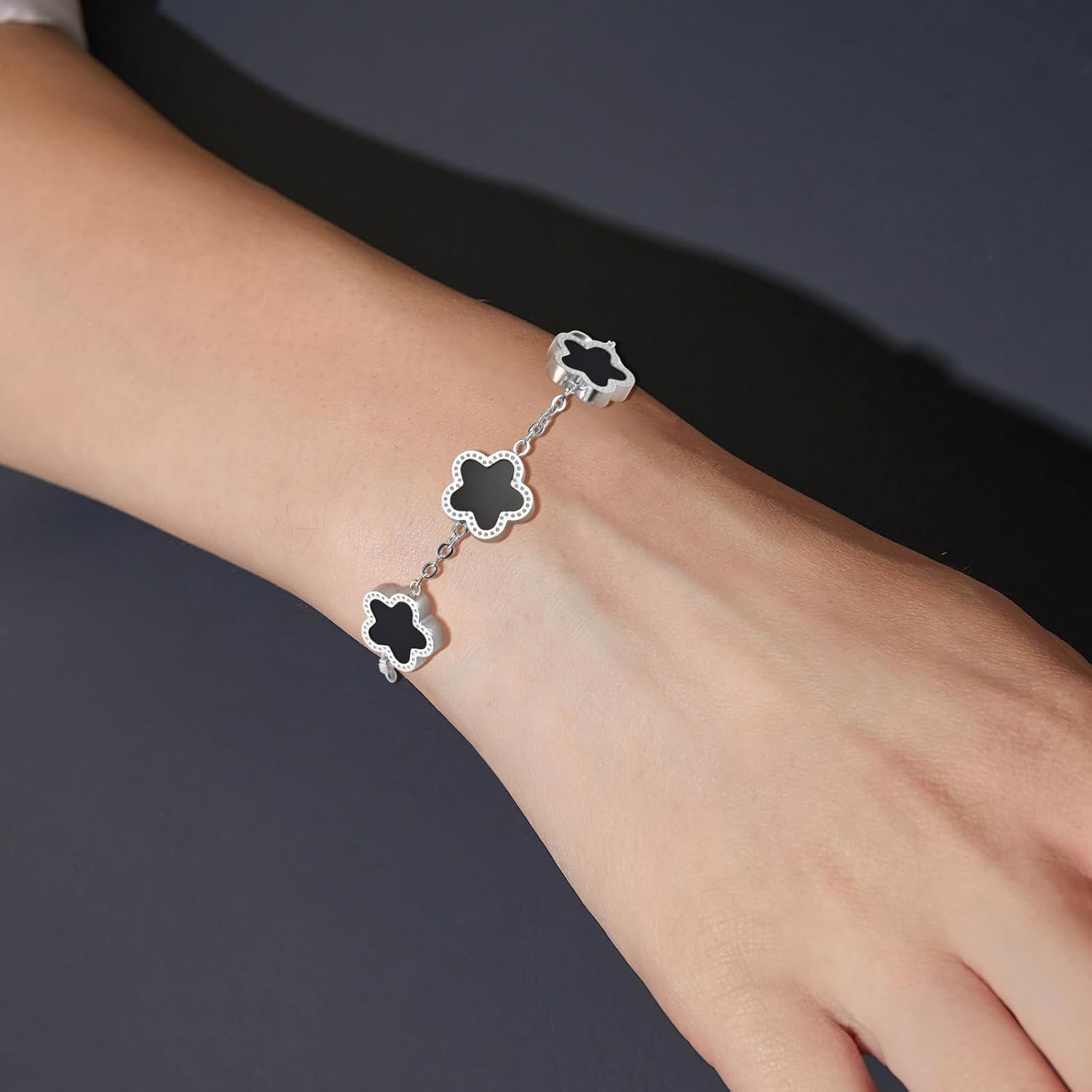 Lucky Clover Jewelry Set 18K Gold Plated Five Leaf Clover Necklace Bracelet Earrings Set Flower Jewelry Sets Birthday Gifts for Women - Image 4