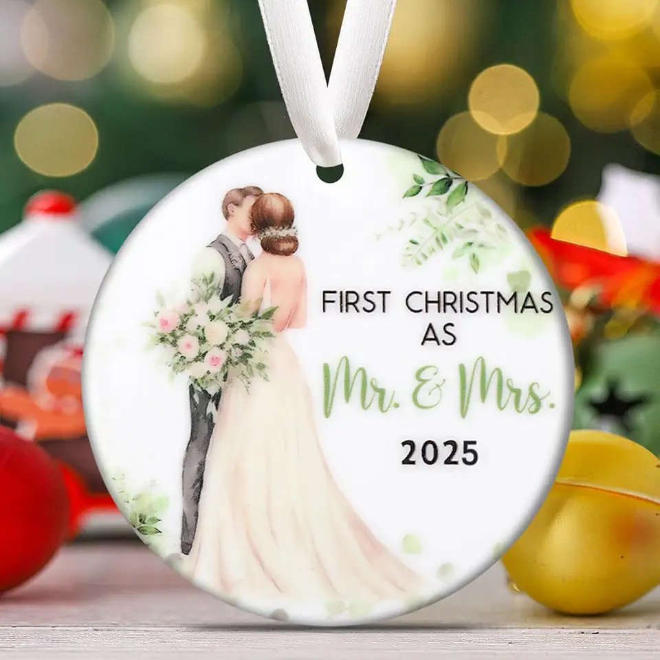 Presentes de casamento para casais 2025 - Decorações de chá de noiva Sr. e Sra. Recém-casados Lembrança de Casal de Cerâmica Redondo Primeiro Natal Como Sr. e Mis Ornamento Pendurado Presente