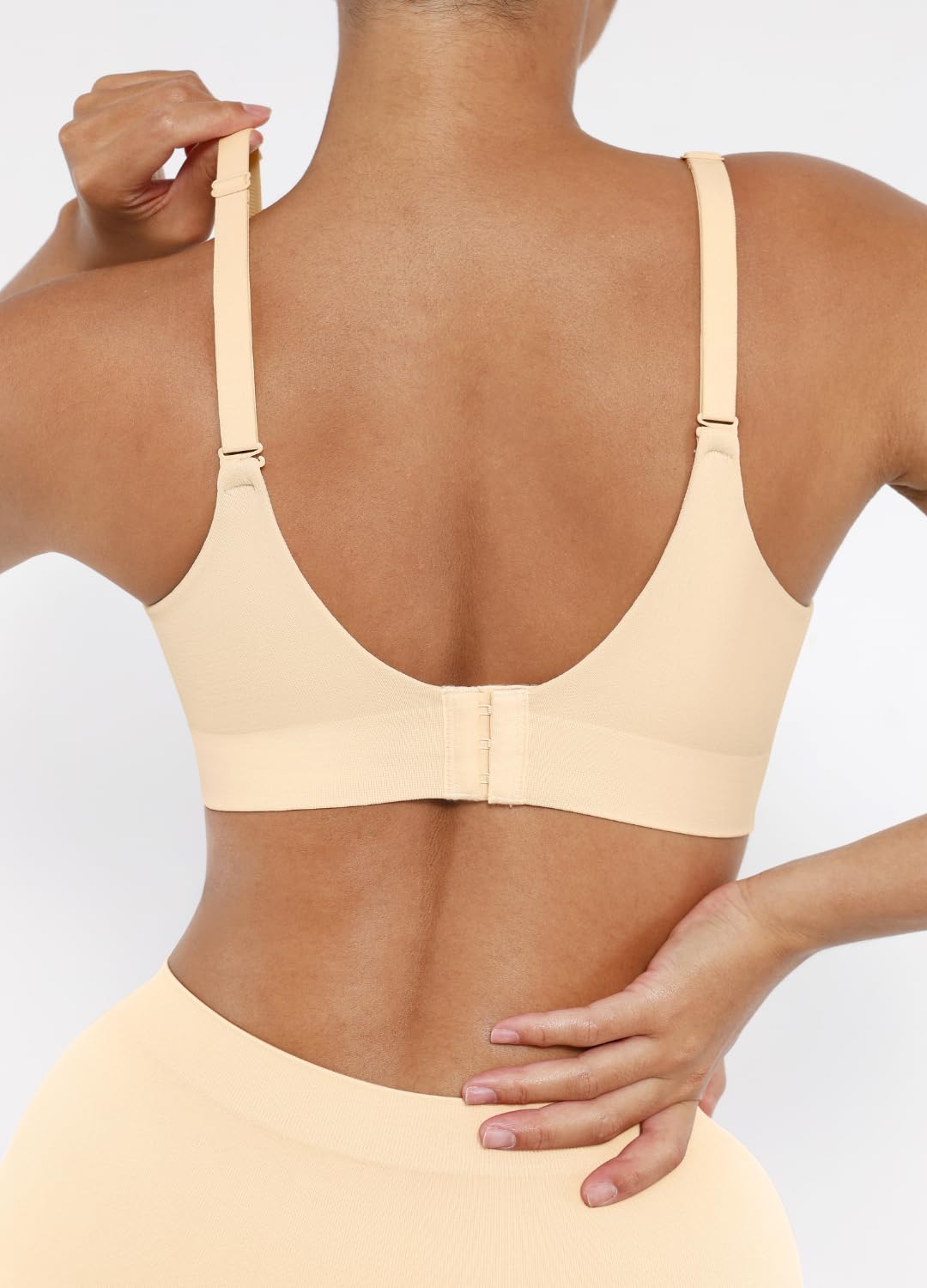 Daily Essential BH, rosensix Damen Original BH Bequemer Soft-BH ohne Bügel mit Starkem Halt Bügelfreier & Unsichtbarer Look – mit verstellbaren Trägern und integrierten Pads