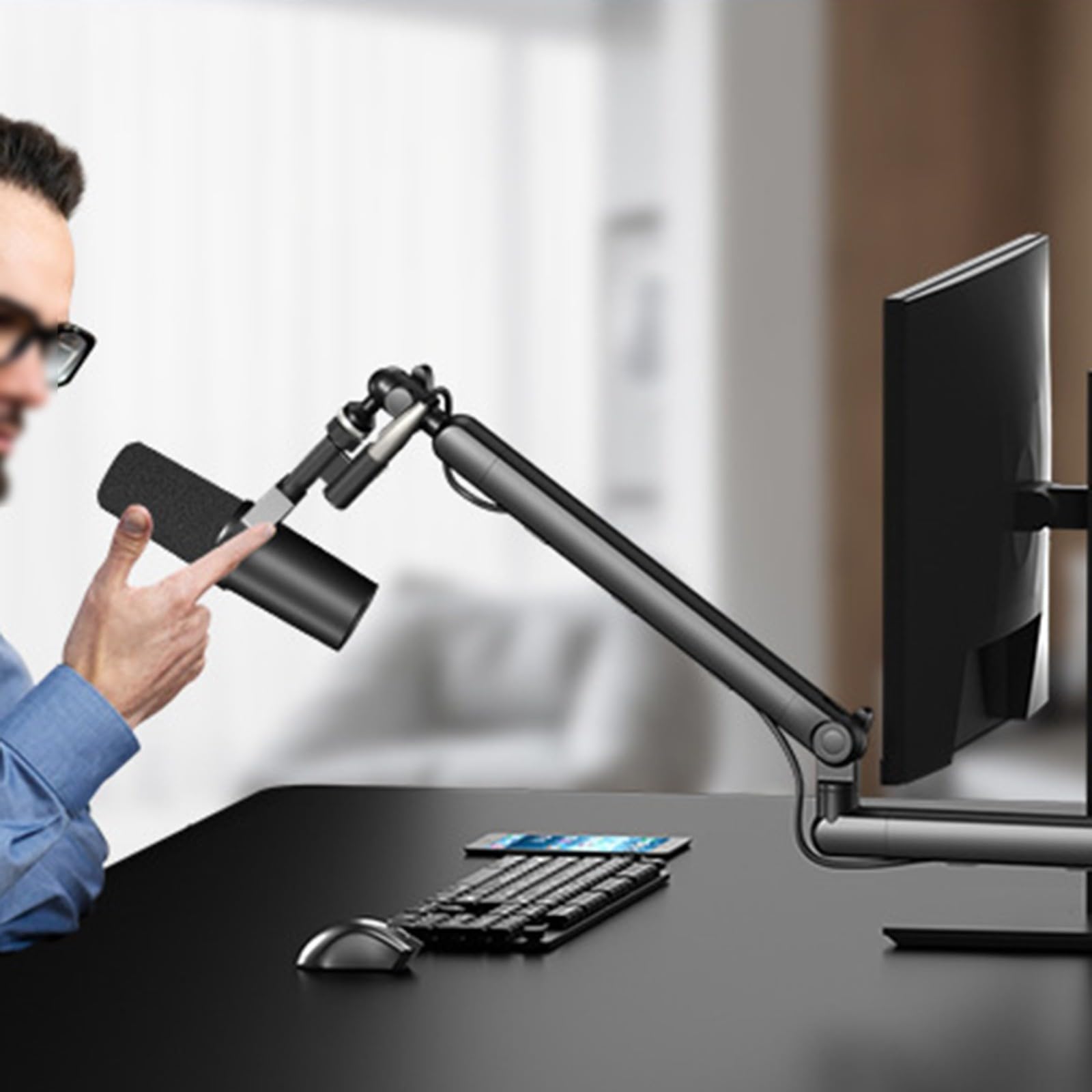 Supporto per microfono in metallo per scrivania, staffa a braccio regolabile per registrazione e live streaming, supporto stabile da studio con elegante finitura nera, facile e veloce da usare