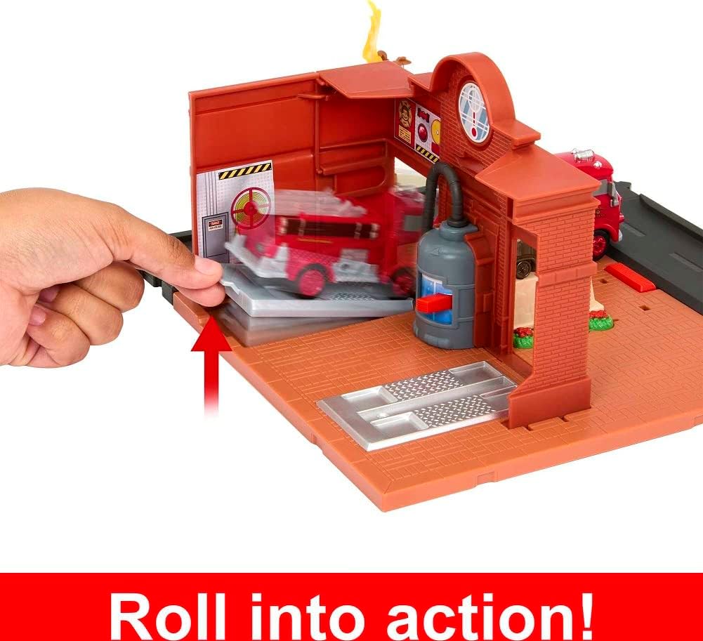 カーズ・オン・ザ・ロード - レッド・ファイアステーション Disney Cars Red Fire Station Playset : Target