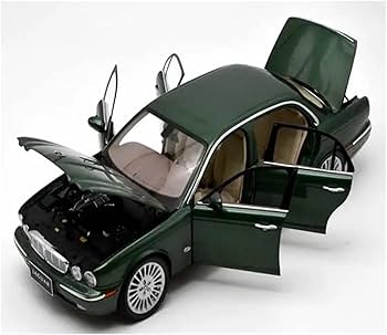 ジャガー XJ6 SIII グリーン 1/18スケール Cult製 ミニカー 楽天市場】ミニカー 1/18 1965 ジャガー Sタイプ 緑色 JAGUAR