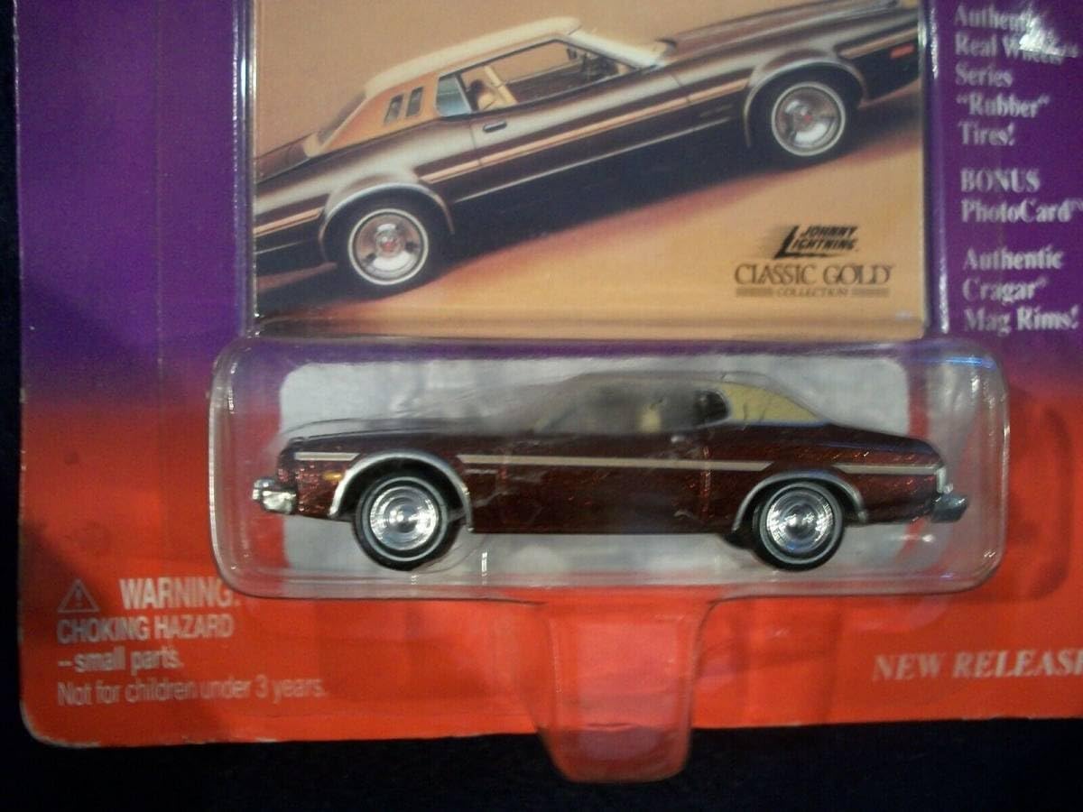 ミニカー Jonny Lightning 1/64 1997 Chevy Tahoe Johnny Lightning 1:64 1997 Chevrolet Tahoe New York Jeep Cherokee