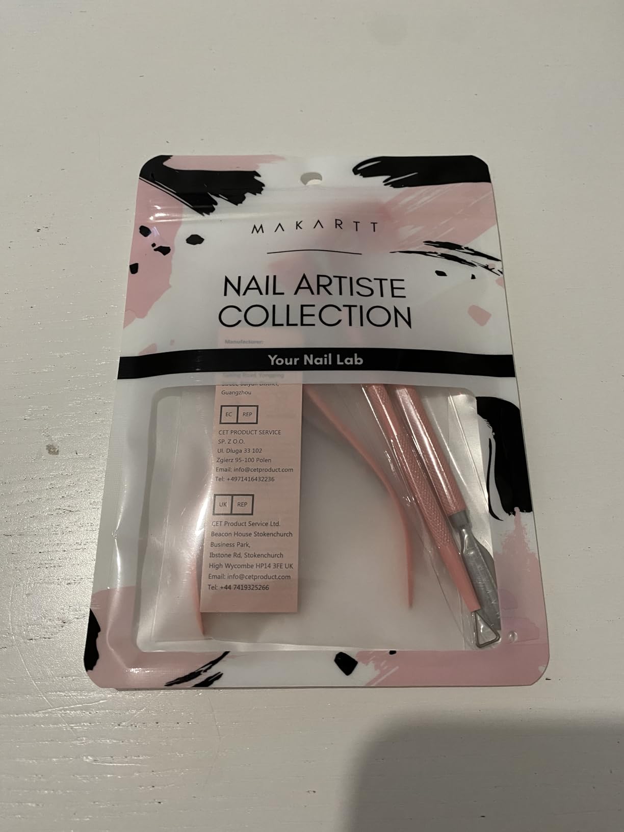 Makartt Cuticle Trimmer with Cuticle Pusher, 3 PCS Pink Nail Cuticle Nipper Professional Pedicure Manicure Tools with Stainless Steel Dual End Pusher, Nail Scraper