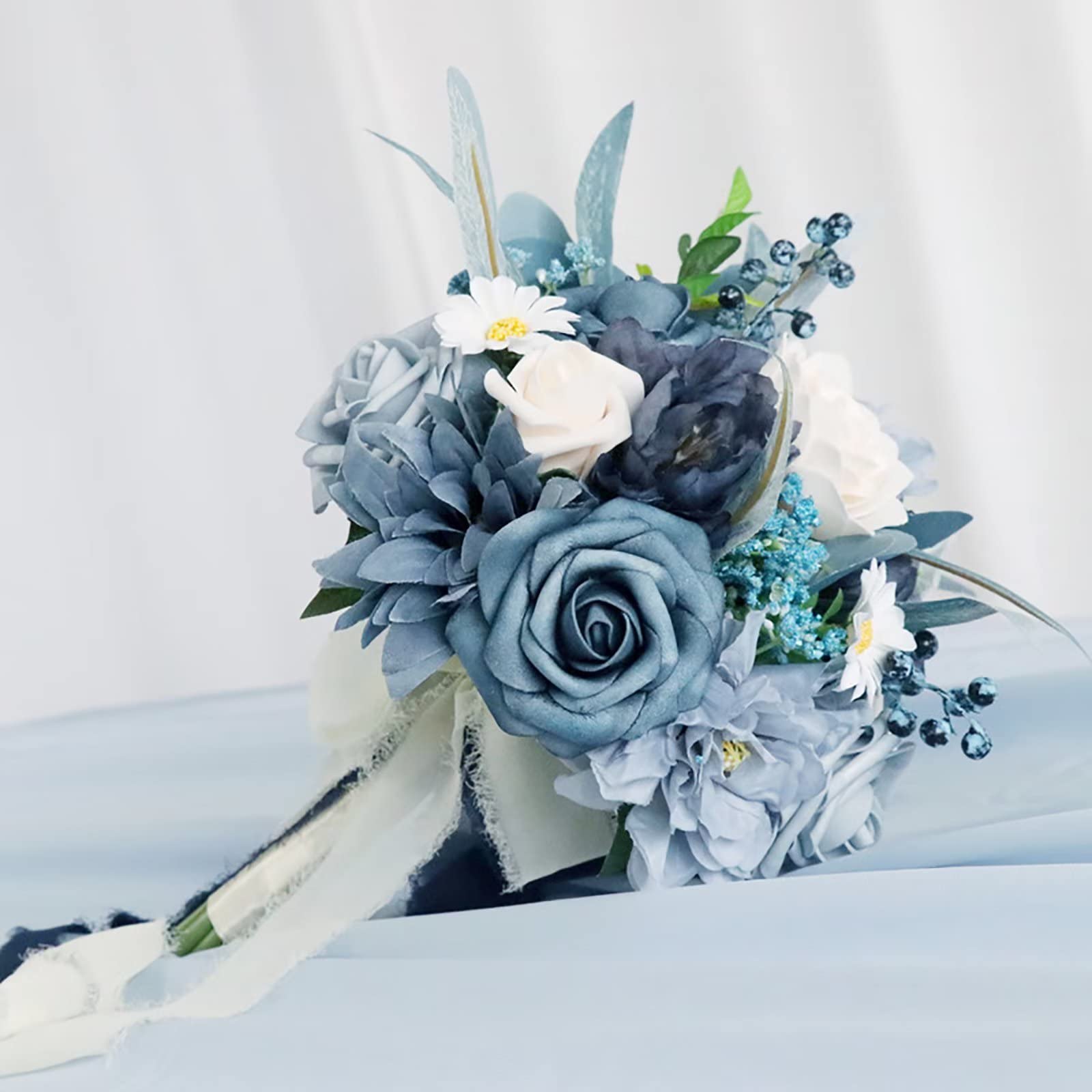 ブライダル ブーケ Amazon｜ダスティブルーフラワーの花嫁用ウェディングブーケ