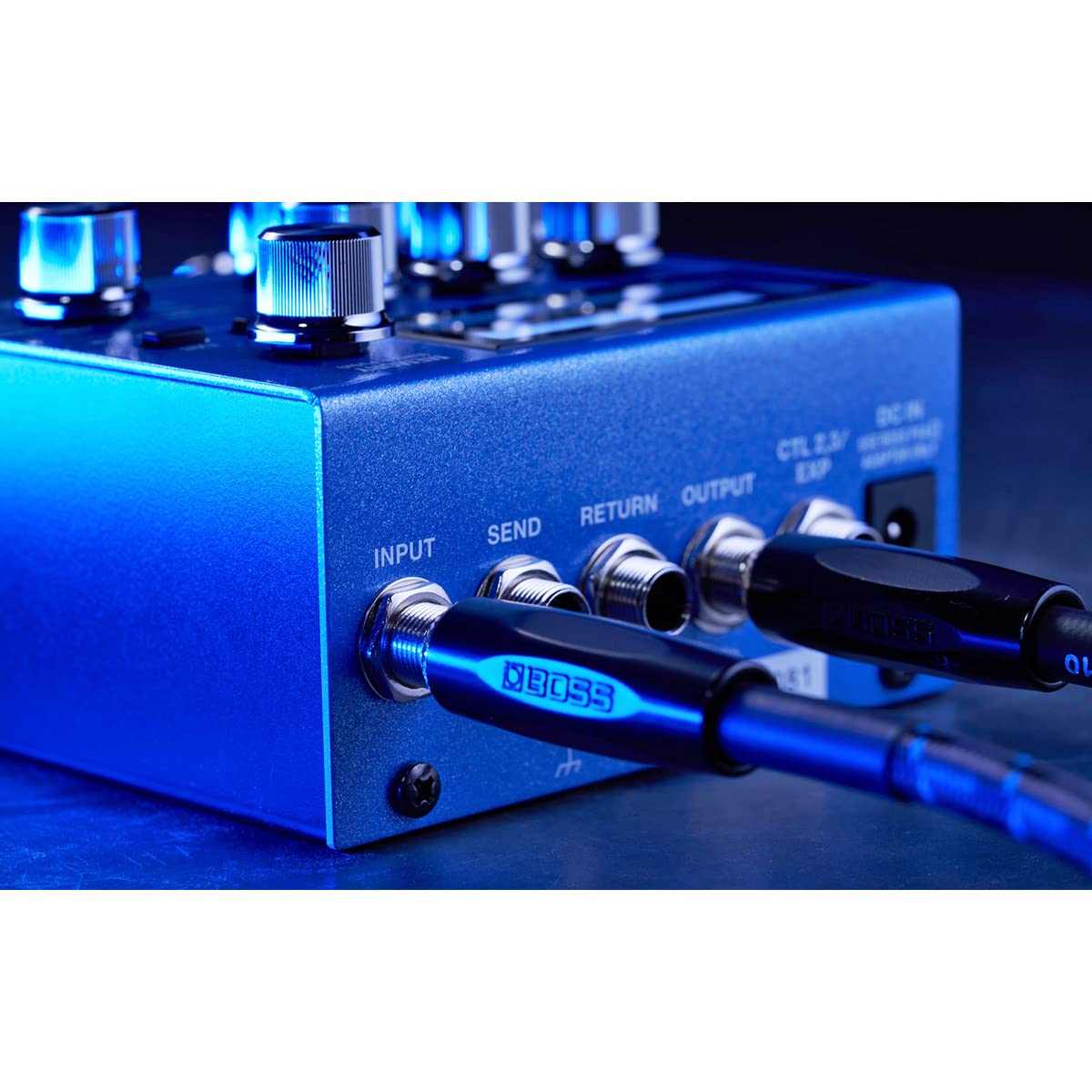 Boss SY-200 Synthesizer Effektgerät für Gitarre und Bass + keepdrum Netzteil 9v