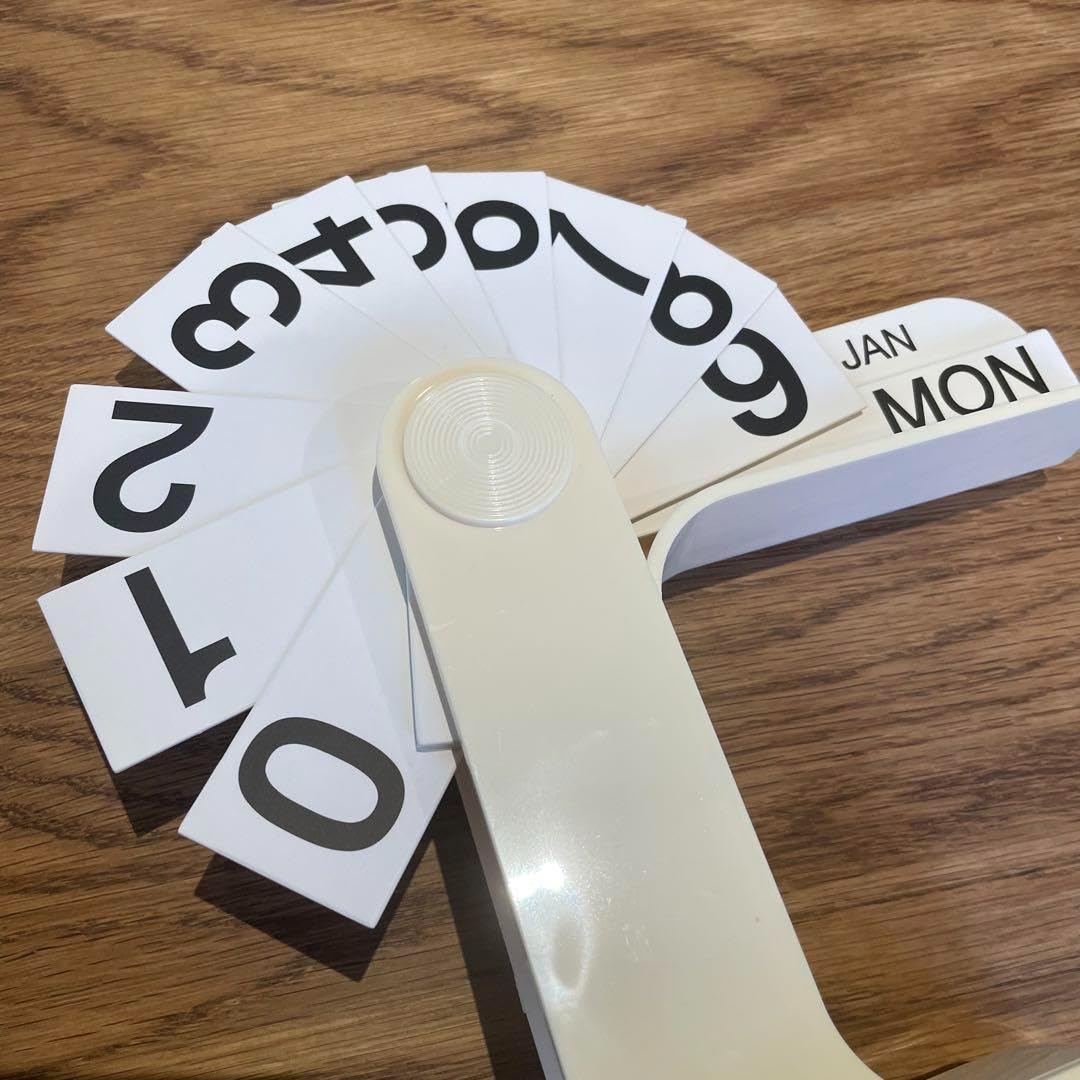 Amazon.co.jp: スペースエイジ 万年カレンダー ダネーゼ パントン