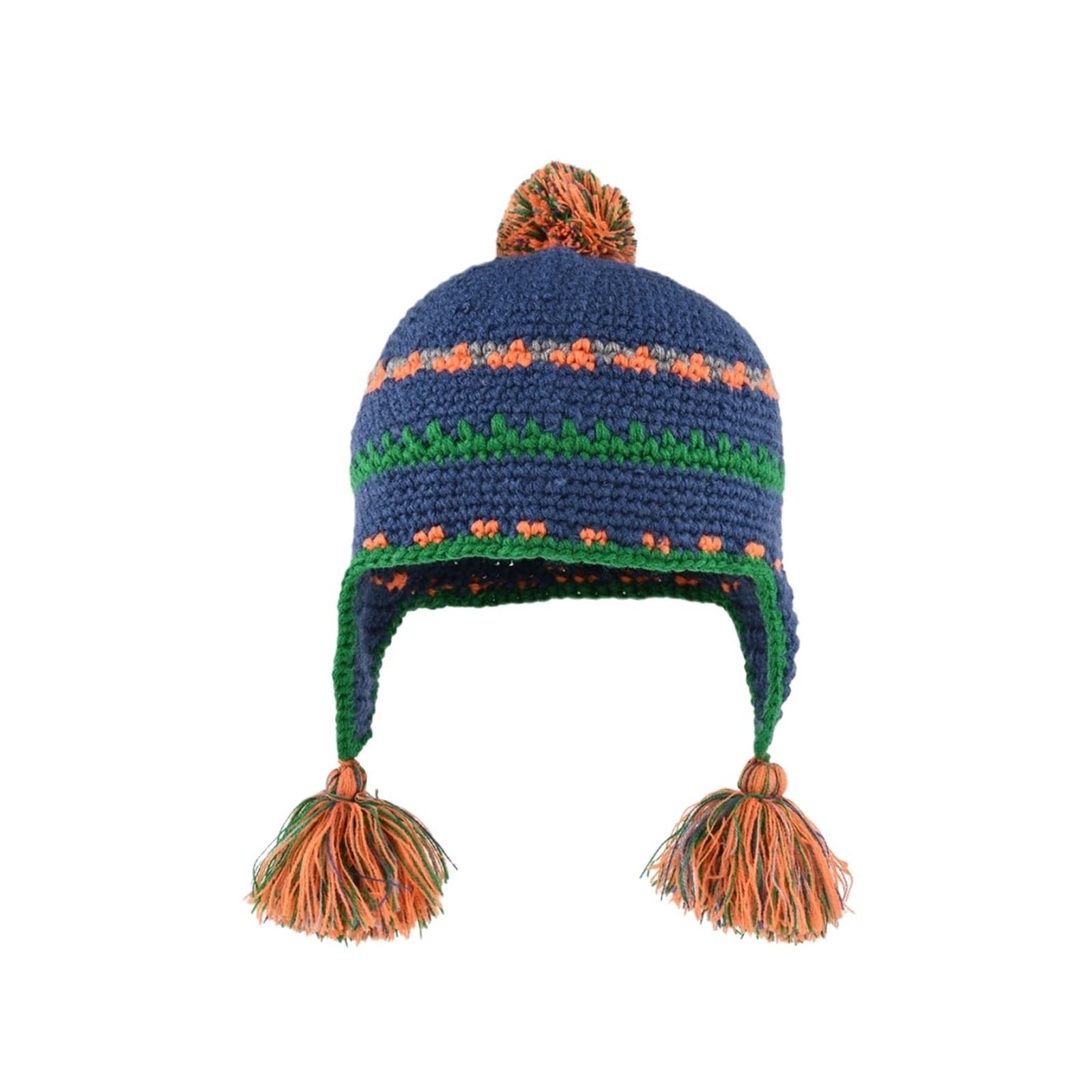 Bonnet tricoté main femme look bohème chic pour balades automne hivernales