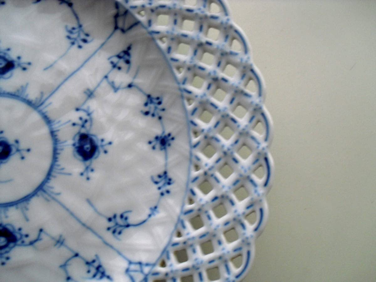 Amazon.co.jp: ロイヤルコペンハーゲンブルーフルーテッドフルレース