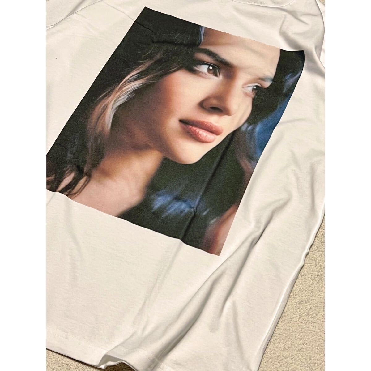 Amazon.co.jp: ノラ ジョーンズ Tシャツ Size:XL : ファッション