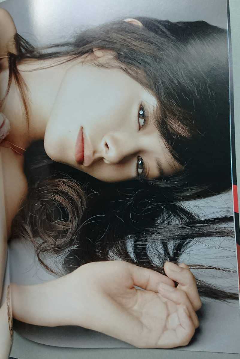 Amazon.co.jp: 『週刊 真木ようこ公式本』本 : おもちゃ
