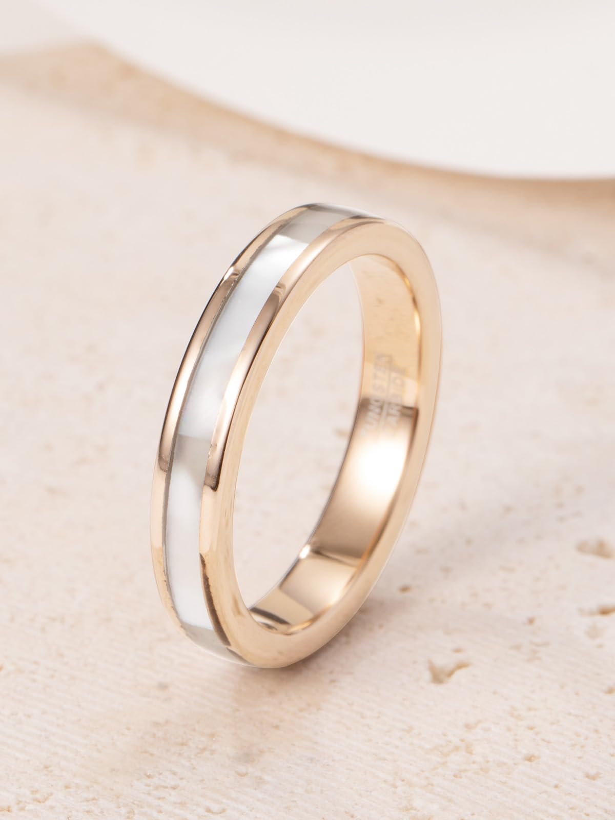 Vakki Ringe aus Roségold 4mm Wolfram Ring für Damen Weißer Perlmutt Ehering Frauenring für Hochzeit, Versprechen, Täglich, Größe 49(15.6) bis 62(19.7)