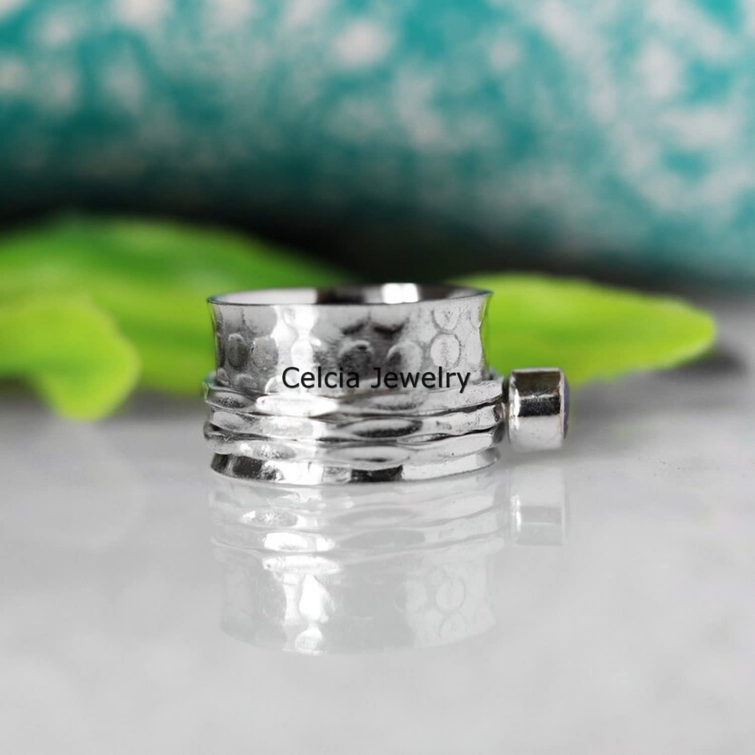 Anillo giratorio de plata facetada con forma redonda y amatista morada para meditación y regalos giratorios (talla 7 de EE. UU.)