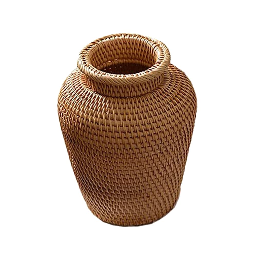 Vase artistique en rotin pour une décoration de table chaleureuse
