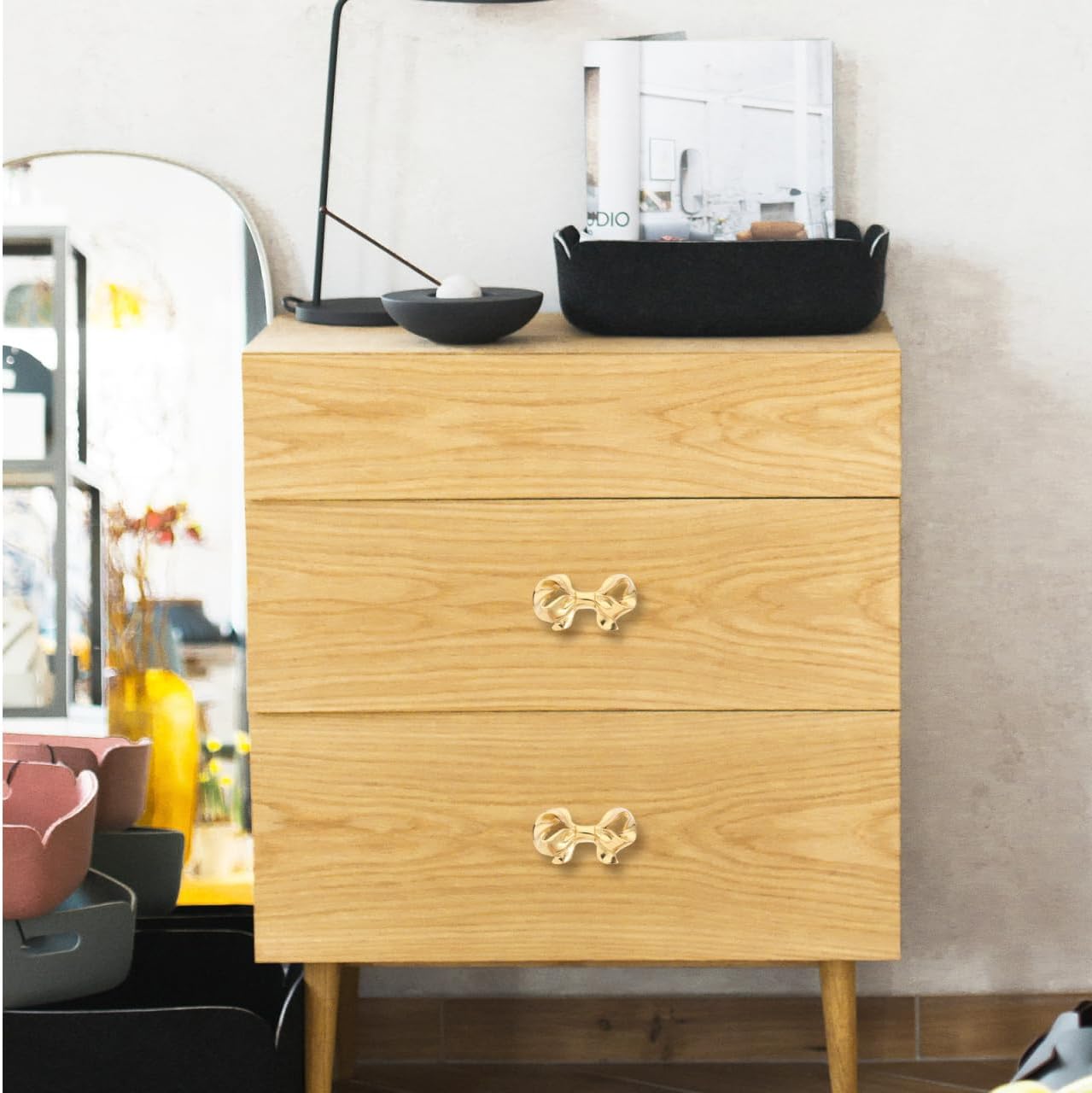 3pcs Bowknot Shape Brass Door Pulls Decorative Handle for Dresser Cabinet Wardrobe Vintage Style Knobs for Furniture Easy Installation and Elegant Design