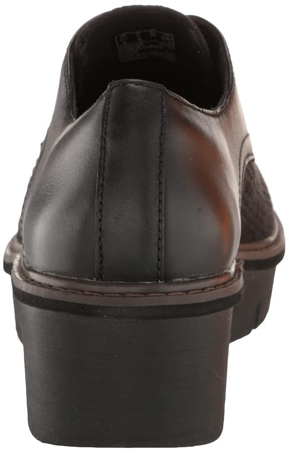 clarks airabell tye　クラース　アイラベルタイ　レディース革靴 Clarks Women's Airabell Tye Oxford Black Patent Wedge Lace