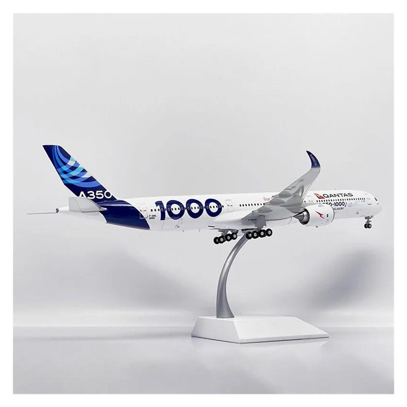 【大量】ミニチュア 飛行機 玩具・おもちゃ まとめ売り Amazon.co.jp: SURD 航空機モデル A380 航空機シリーズ 自由に