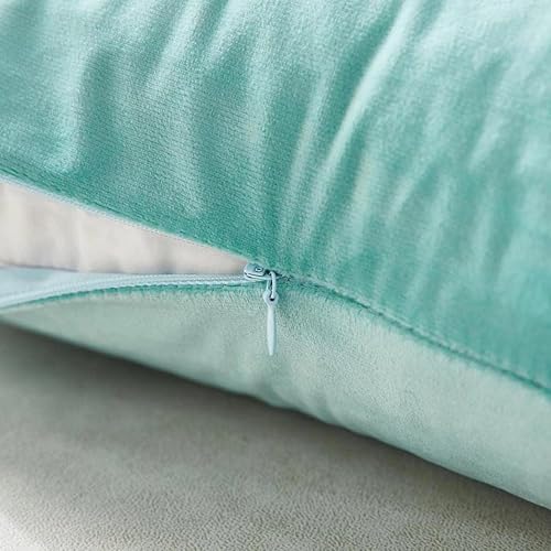 Miniatura 5 de Juego de 2 fundas de almohada de terciopelo suave y grande de 24 x 24 pulgadas, fundas de cojín cuadradas decorativas de Navidad para sofá, cama,