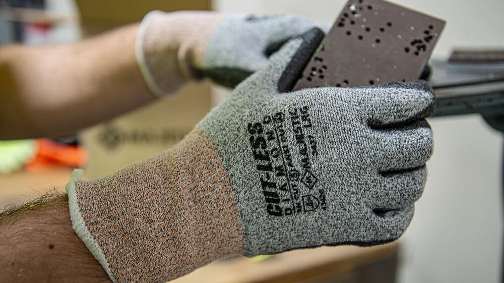 Majestic 3437/XL - Guante Dyneema sin cortes con palma de poliuretano, recubierto para aplicaciones mecánicas o industriales, diseño de dedo precurvado, XL, gris/negro