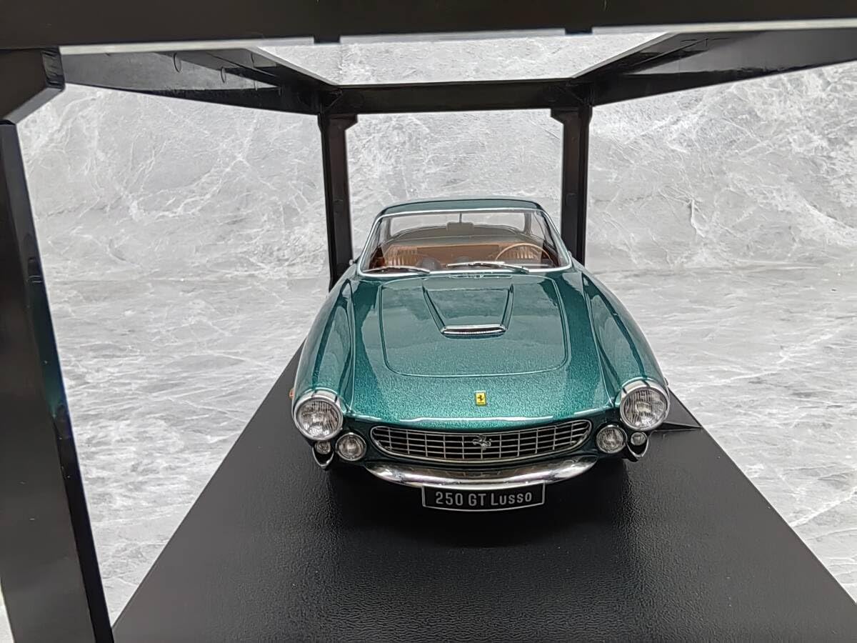 ワンオフカスタム 1/18 マテルエリート フェラーリ 250 GT Lusso