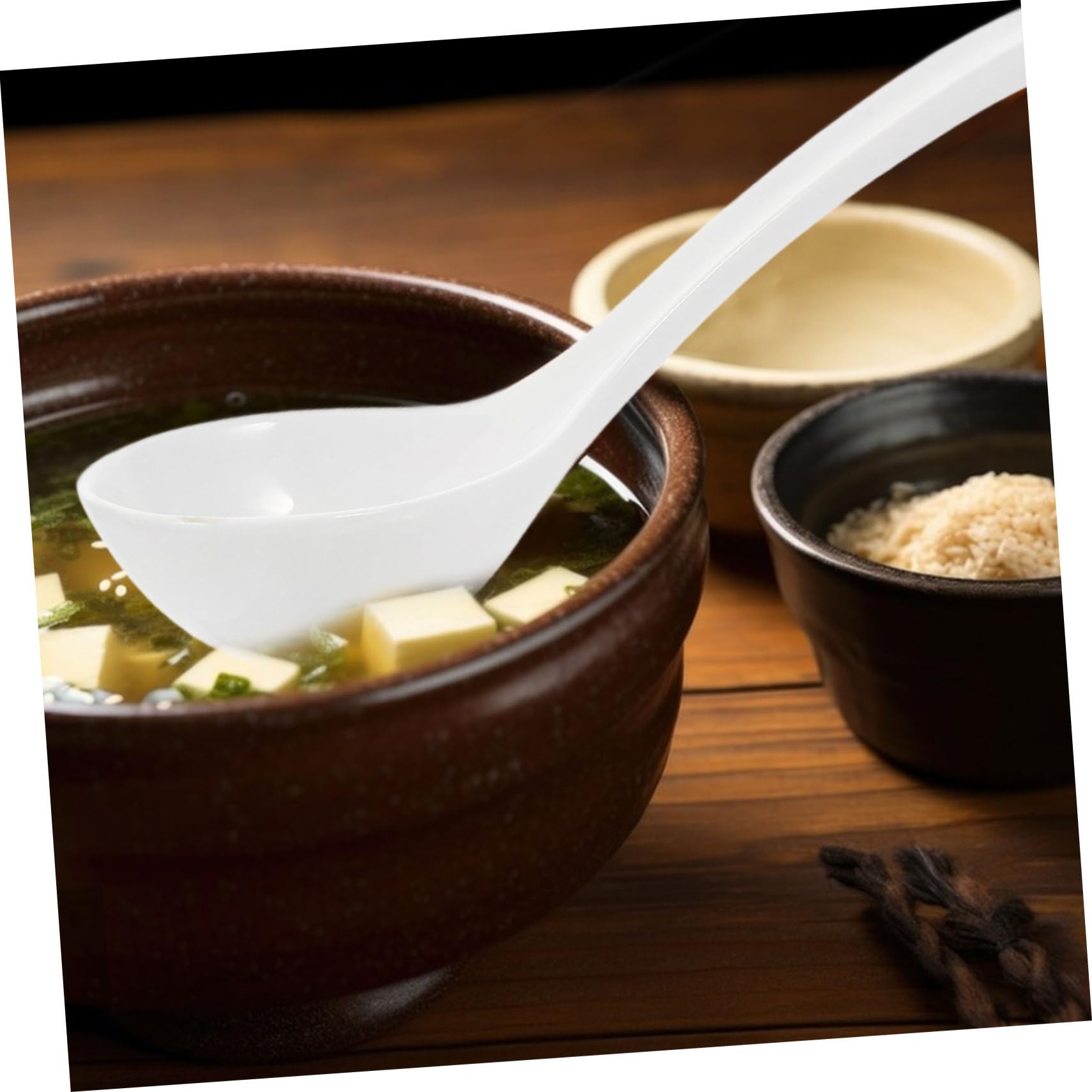SOLUSTRE Mestolo da Zuppa in Porcellana Bianco da 10,6 Pollici, Impugnatura Comoda, Resistente a Microonde, per Servire Zuppe e Miso in Cucina