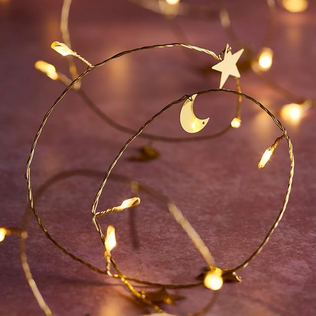Lights4fun 20 Moon & Stars Battery String Lights Micro LED Golden Thin Wire Ramadan Decoration 2m Timer