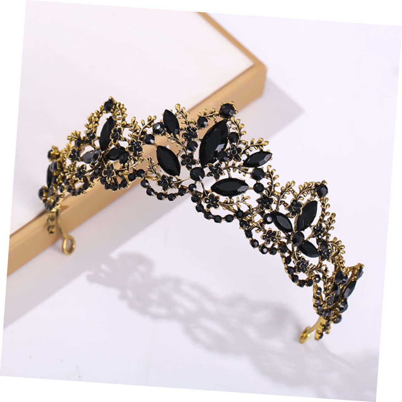 Alloy Bridal Crown Tiara for Weddings Lightweight Headpiece with Elegant Design for Engagements and Special Occasions Comfortable Wear Shining Vintage