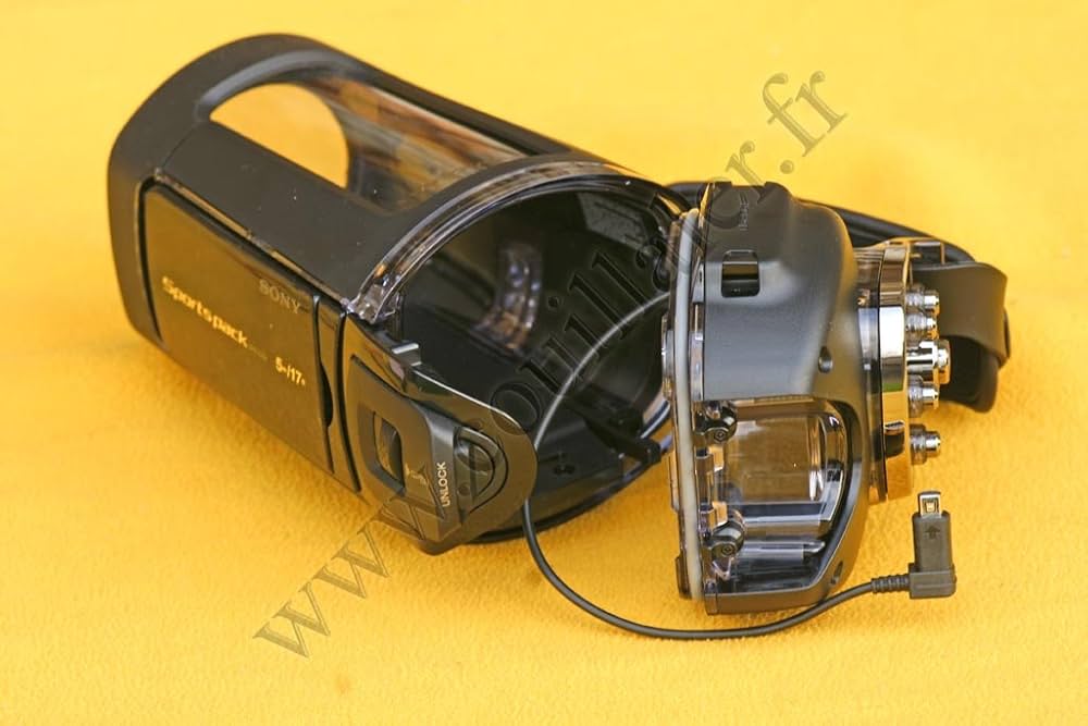 ウオータープルーフケースSPK-HCF Amazon.com : Sony SPK-HCE Sports Pack Waterproof Case for