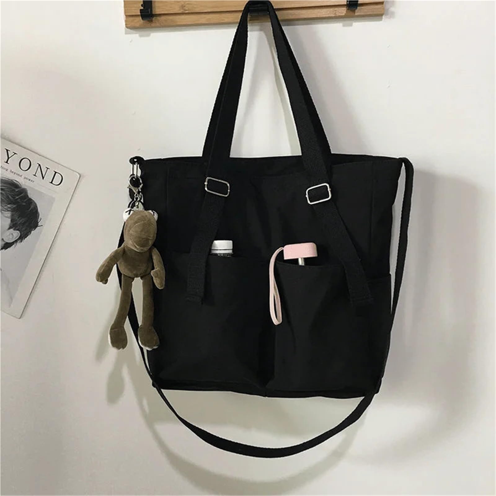 Borsa Tela Borsa in tela di grande capacità, adatta for il trasporto a spalla o a mano singola. Ideale for gli spostamenti quotidiani
