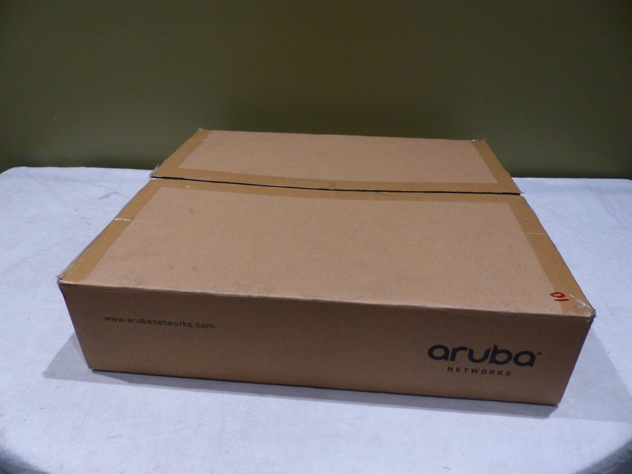 Aruba 7220 Wireless Lan Controller - 2 X Network (rj-45) - Usb - Desktop