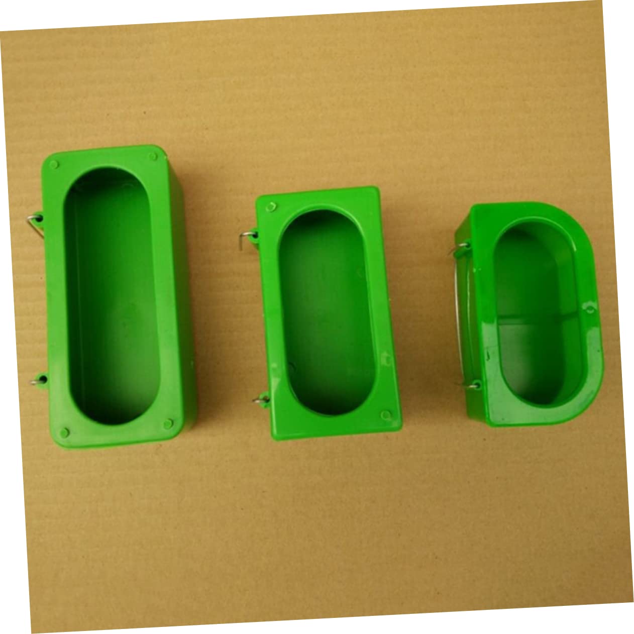 Mangeoire à Pigeons Plastique Vert Anti-éclaboussures, Lot de 10 | Facile à Remplir Nettoyer, Usage Maison ou Boutique, pour Calopsitte et Oiseau de Compagnie