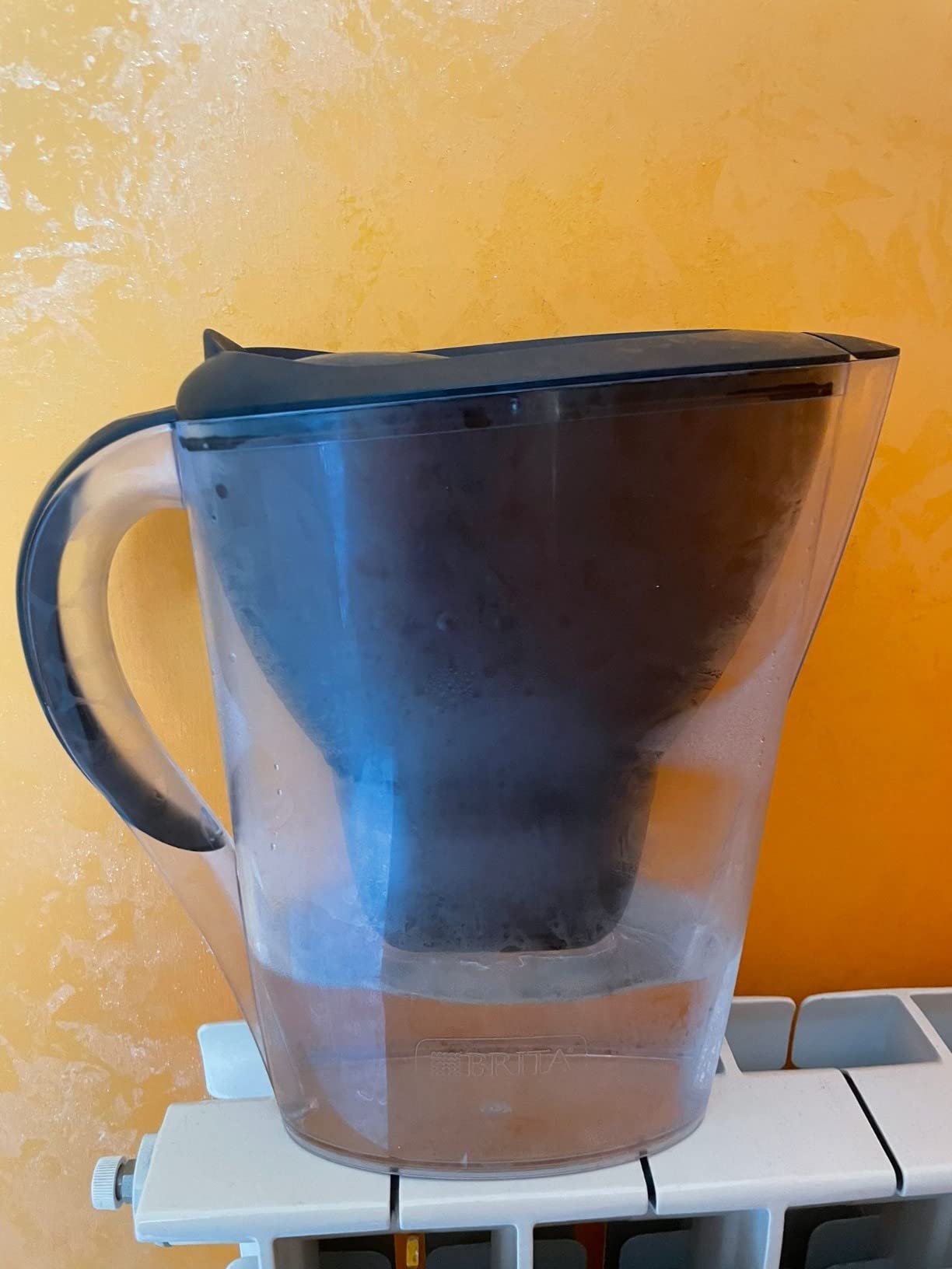 BRITA Caraffa Filtrante Acqua Marella Grafite  2.4L  Incl. 6 X BRITA Filtri Maxtra Pro All In 1 Che Riduce Cloro Calcare E Pfas Eleganza E Funzionalita 84213770