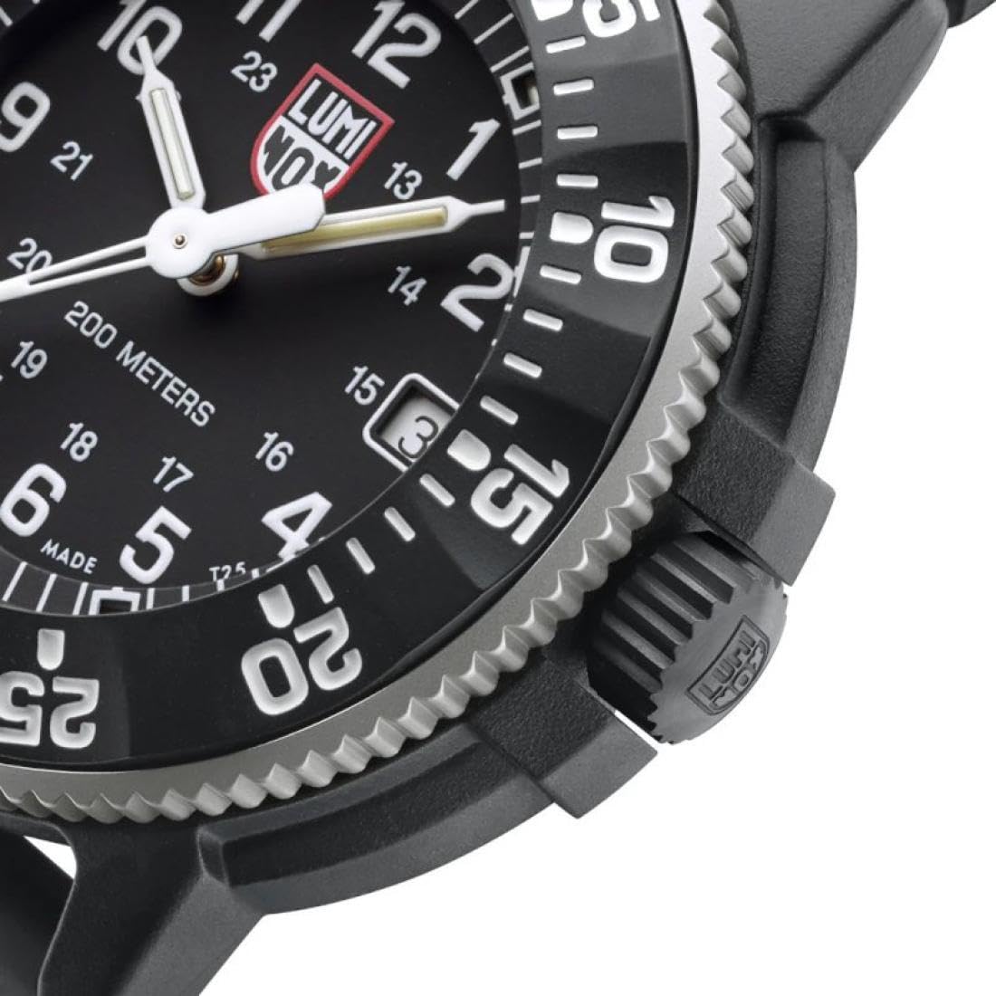Luminox Reloj de Pulsera Heritage Navy Seal, Cristal de Zafiro, Movimiento de Cuarzo ETA, Carcasa CARBONOX, Resistente al Agua hasta 200 m, 30 Aniversario, Resistente y Elegante