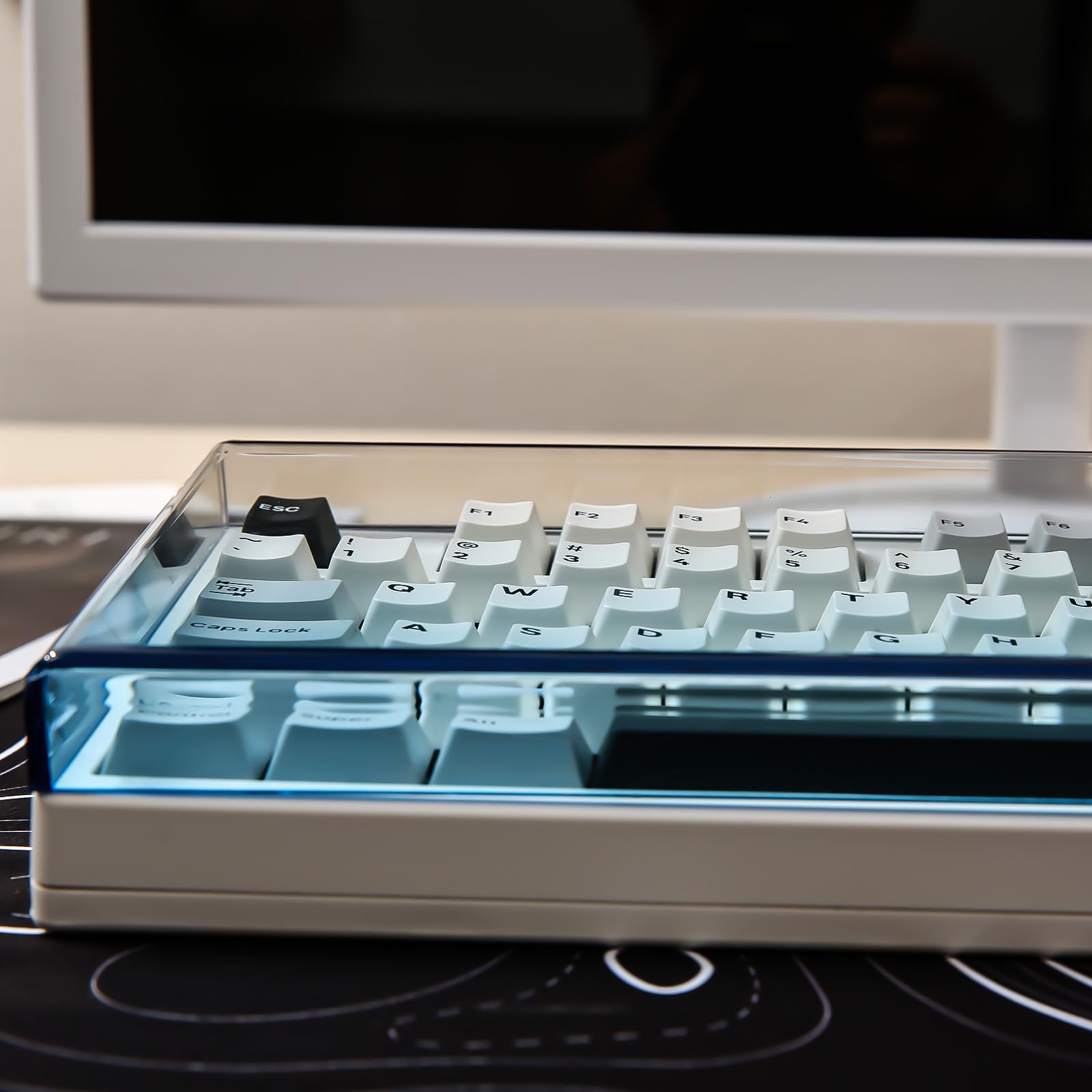 Amazon.co.jp: YUNZII グラデーション キーボードカバー 透明アクリル