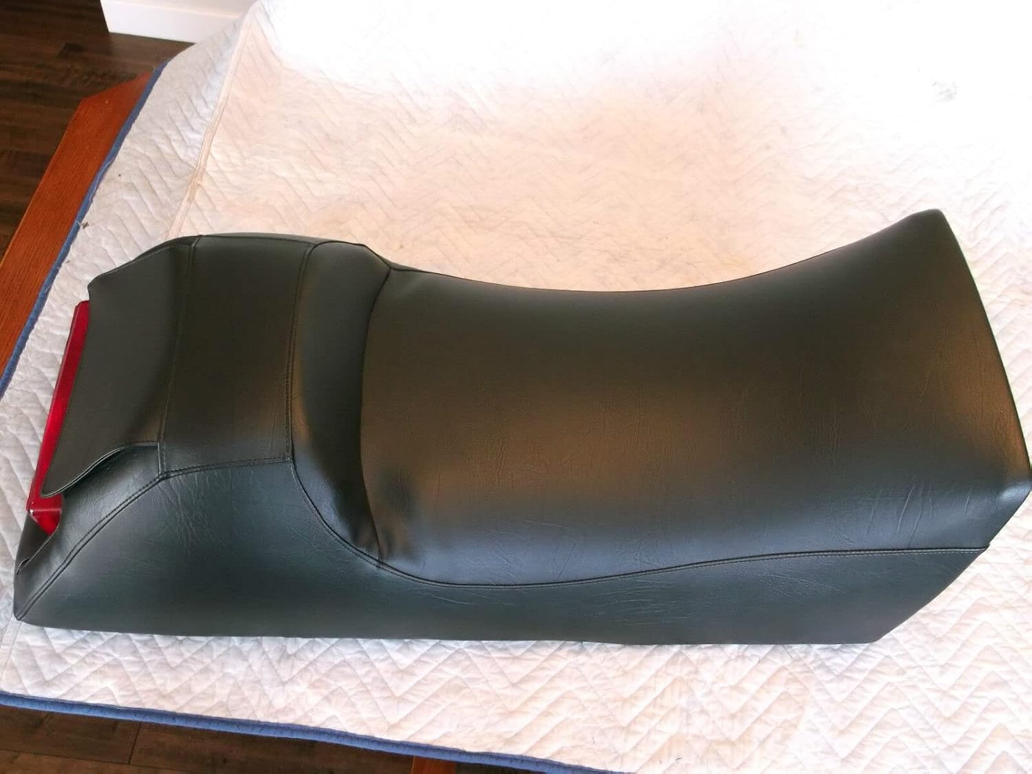 New Replacement seat cover fits Yamaha VMAX 1992-96 VMAX4 500 600 750 800 4 DX XT V Max 663