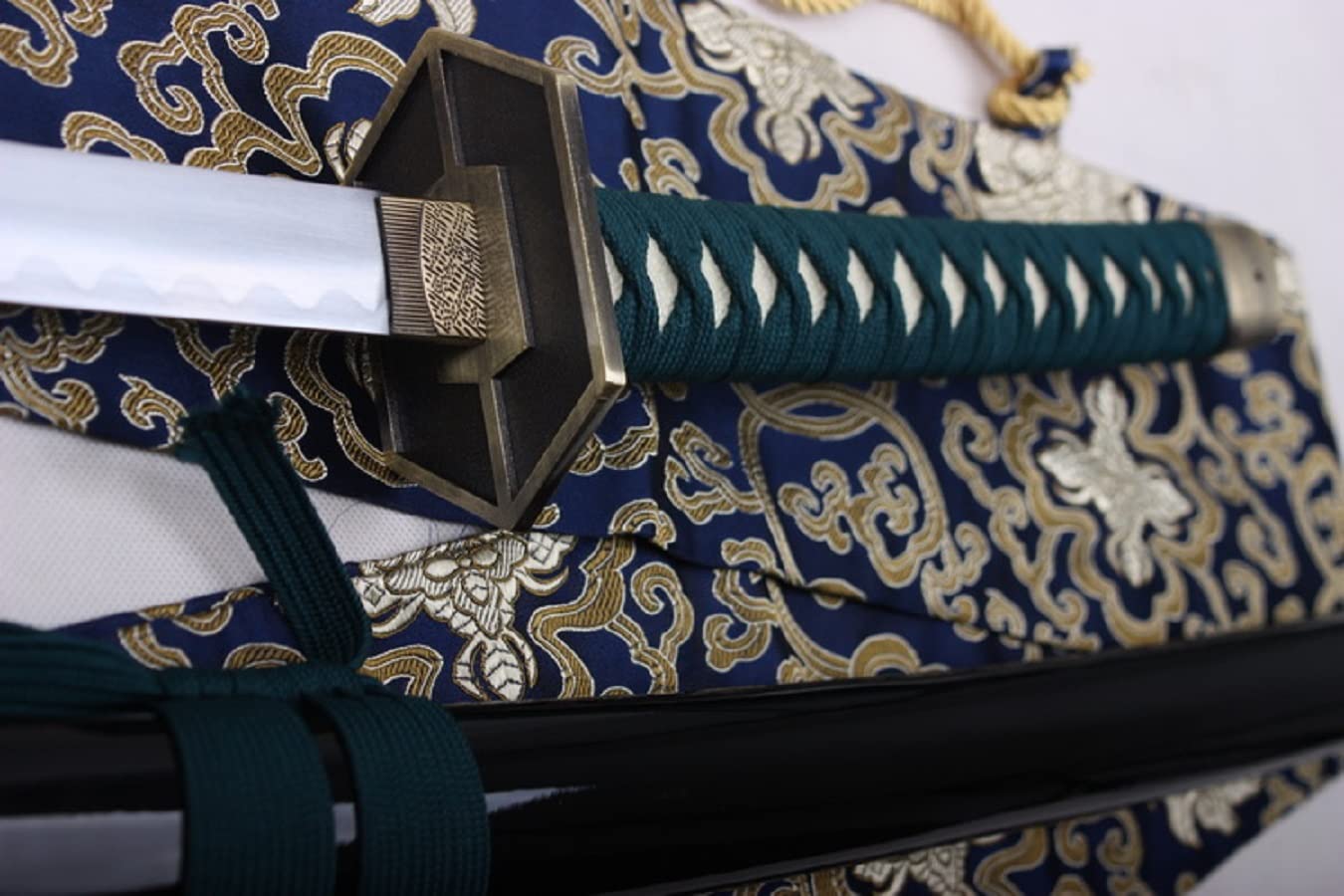 S4184 Anime 5TH Division Captain KYOUKA SUIGETSU Aizen Sousuke Sword Green 41"