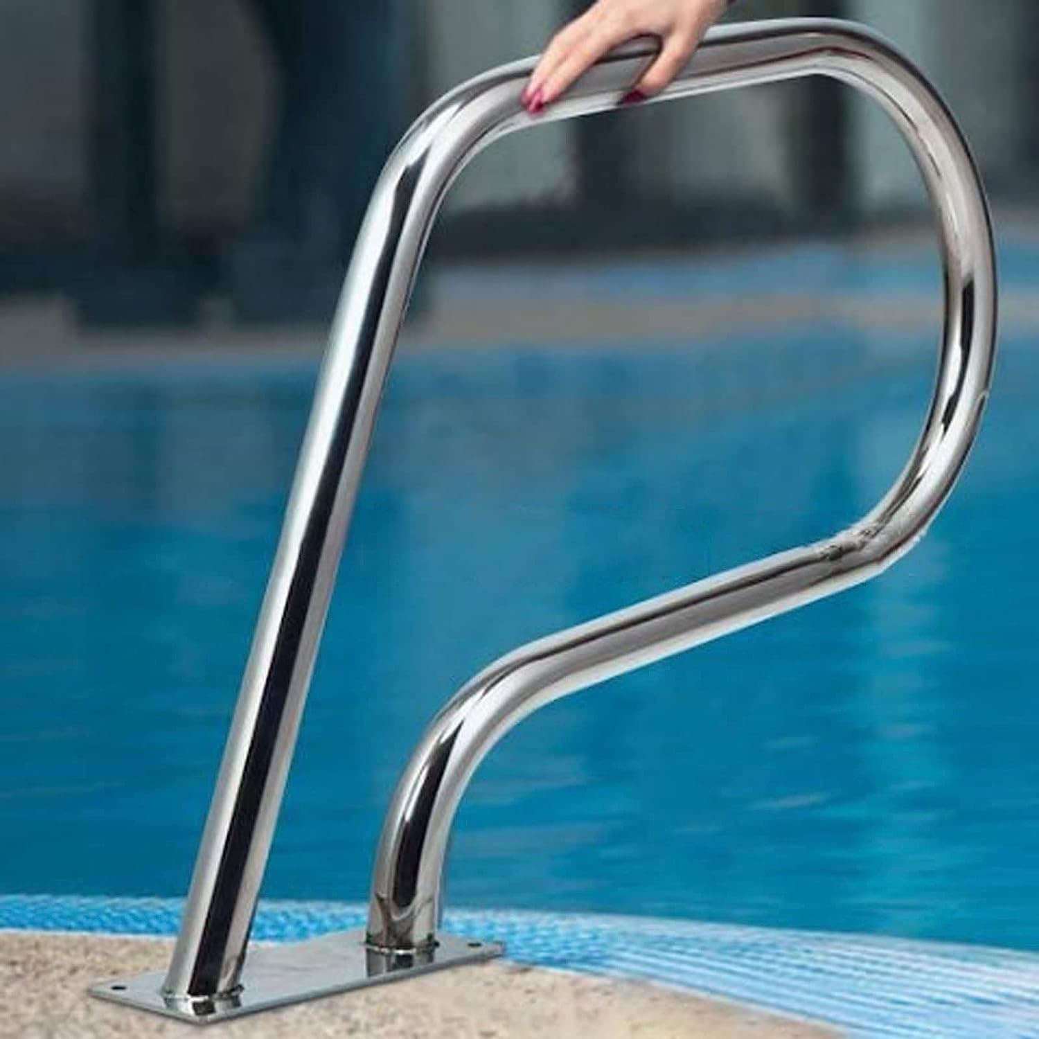 Main courante de piscine en acier inoxydable poli de 31,9" x 22,8" avec plaque de base stable