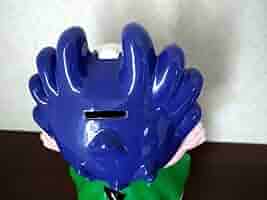 桃太郎電鉄の人気キャラクターキングボンビーの陶器製貯金箱 桃太郎電鉄 桃鉄 キングボンビー 貯金箱 ゲームソフト おもちゃ