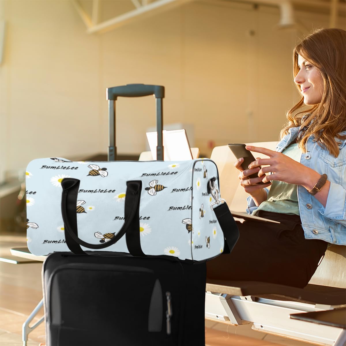 Bees Chrysanthemum Travel Duffel Bag for Women Men Large Capacity Overnight Weekender Bags for Lightweight Waterproof Sport Gym Bag for Workout Yoga Swim