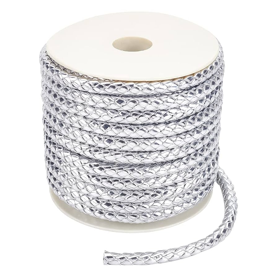 値下げ‼️【LOUVINI】 レザースマートフォンコード 値下げ‼️【LOUVINI】 レザースマートフォンコード 値下げ