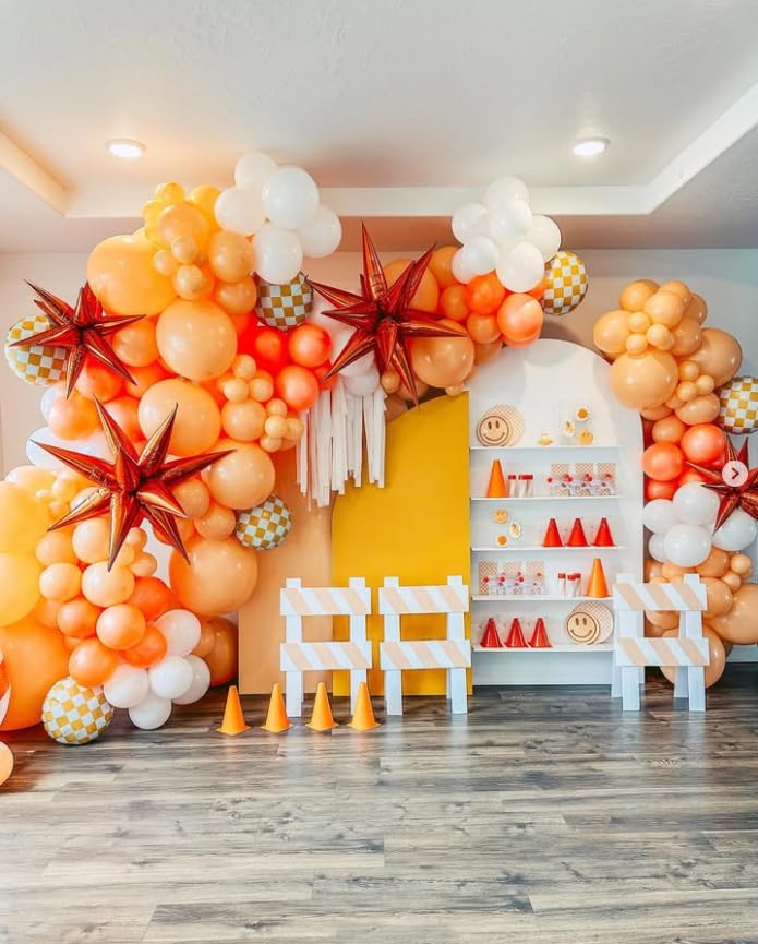 Image of 3pcs 26inch orange Star foil balloons.orange Explosion Star burst star balloon-Spike cone balloon for birthday party decorations,wedding,Bachelor party