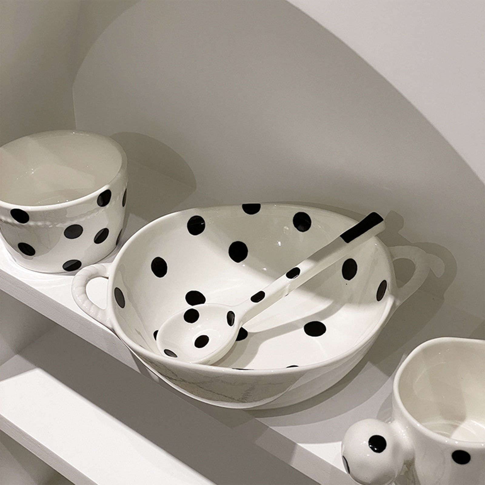 Vaisselle Bol à soupe ramen en céramique, tasse à soupe, / bol en céramique, bol à ramen avec cuillère, grands bols pho, bol à soupe allant au micro-ondes, bol à nouilles Udon-taches noires-23x18x6.5c