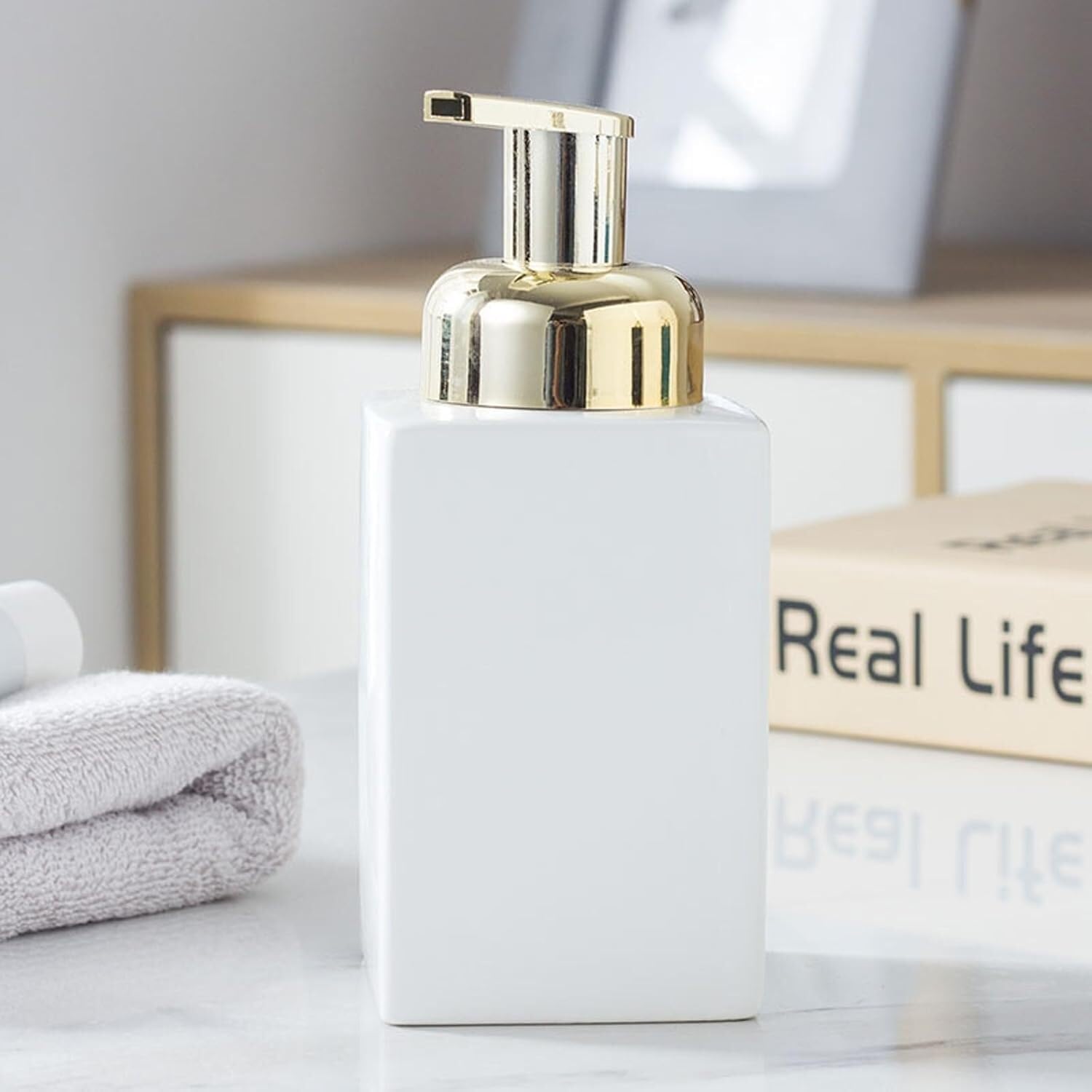 Seifenspender, Badezimmer, Flasche, eleganter Keramikschaum mit goldenen Pumpflaschen, 420 ml.(White)