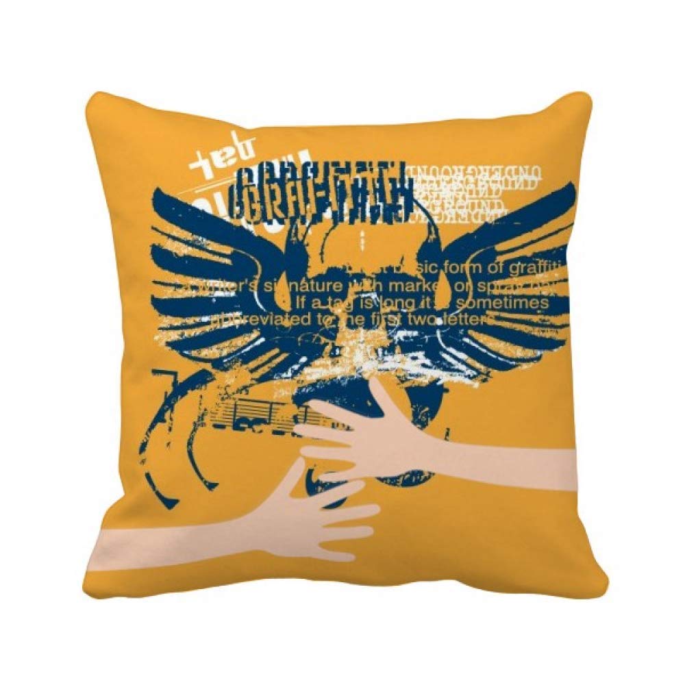 Coussin de graffiti street avec ailes de crâne bleu orange pour déco salon