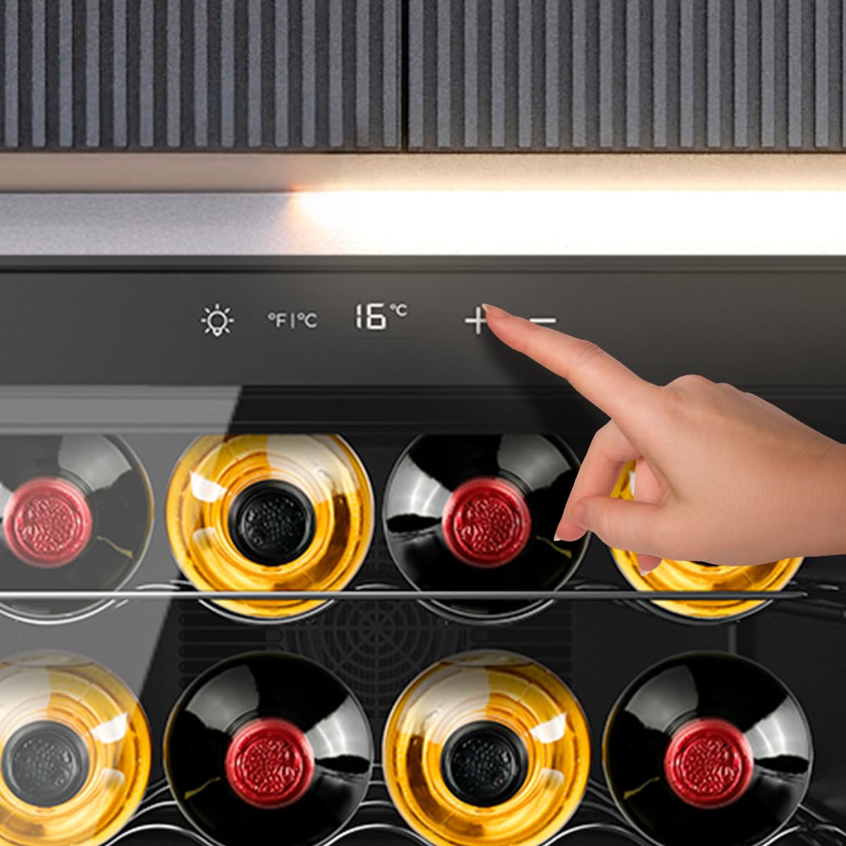 Cecotec Cave à Vin Bolero GrandSommelier 800H CoolCrystal E, Capacité 8 Bouteilles, Étagères Métalliques, Contrôle Tactile, Température 8 à 18ºC, Noire