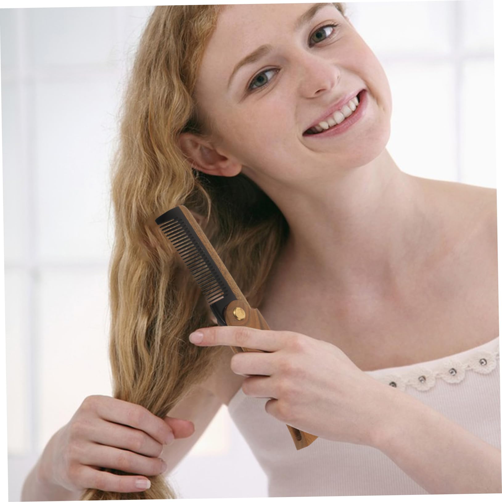 OHPHCALL Men's Beard Comb Wooden Styler Compact Portable Travel-friendly Ox Horn Comb