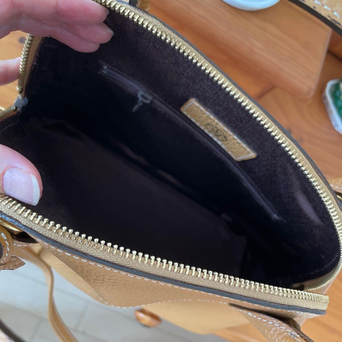 Amazon.co.jp: ユリエ ニタニ レザー 本革 ショルダー 2wey  